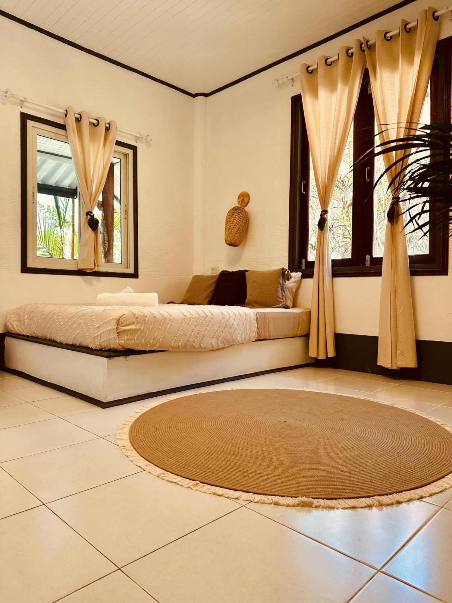 เกาะกูดการ์เดน Hotel Ban Lak Uan ภายนอก รูปภาพ
