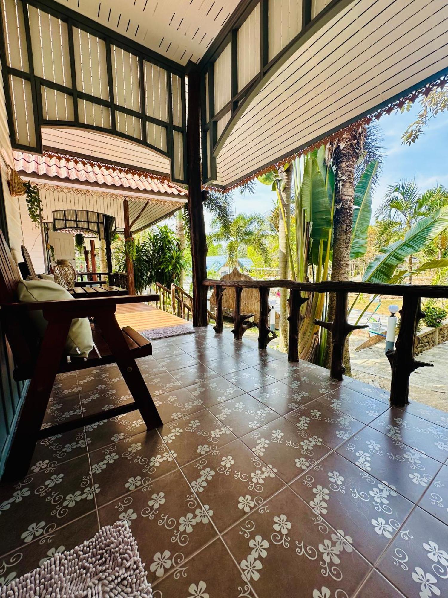 เกาะกูดการ์เดน Hotel Ban Lak Uan ภายนอก รูปภาพ