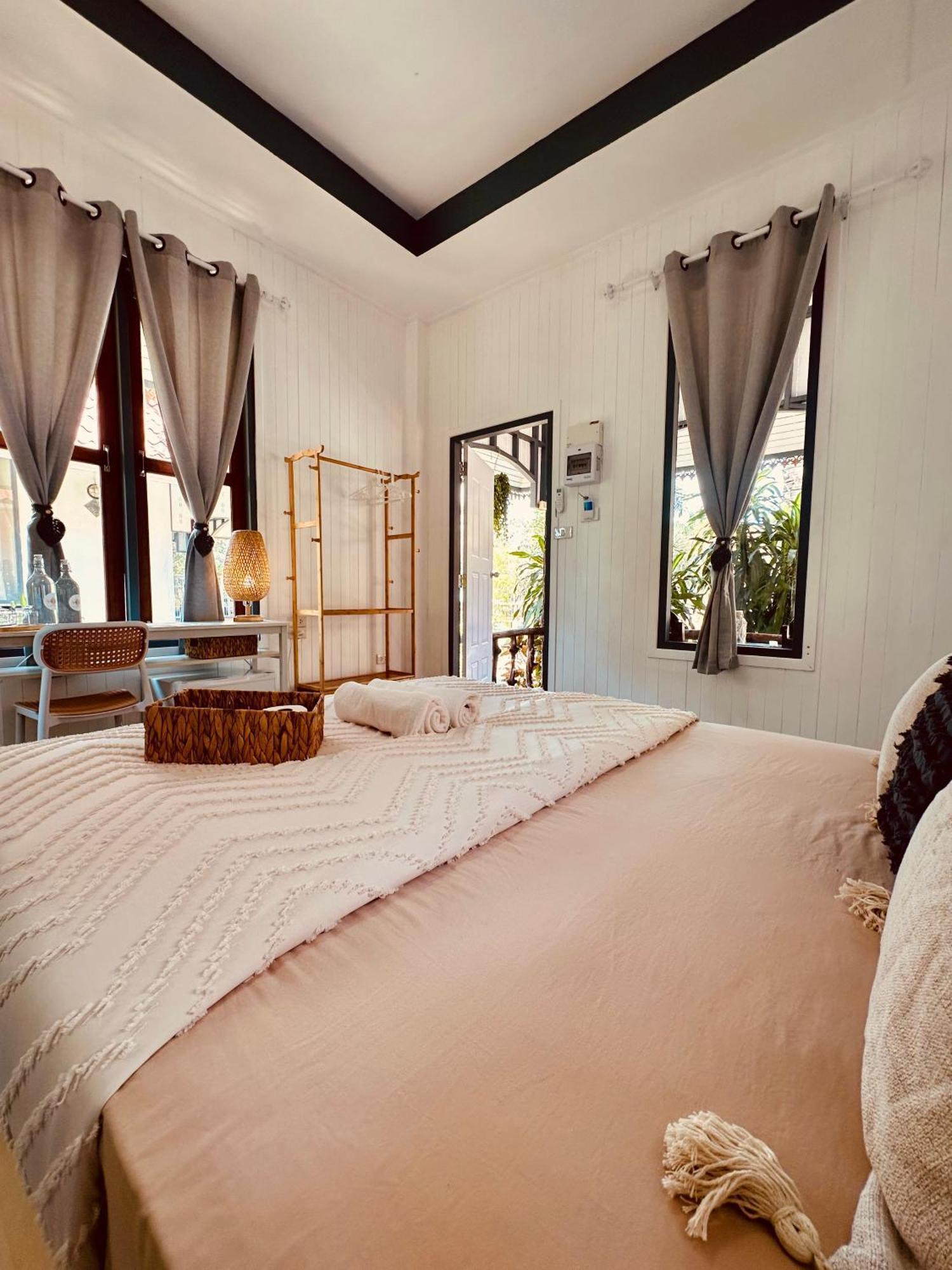 เกาะกูดการ์เดน Hotel Ban Lak Uan ภายนอก รูปภาพ